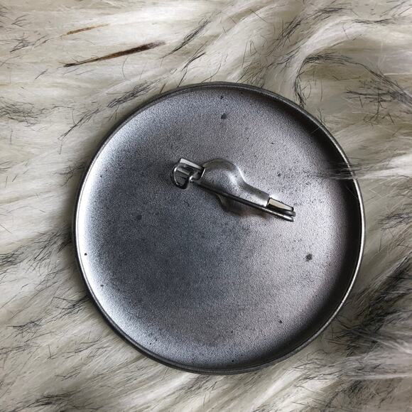 Vintage 80s Nordstrom Shophop Button Pin - Picture 4 of 5